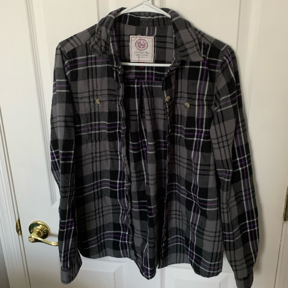 Flannel button downs - Picture 3 of 6